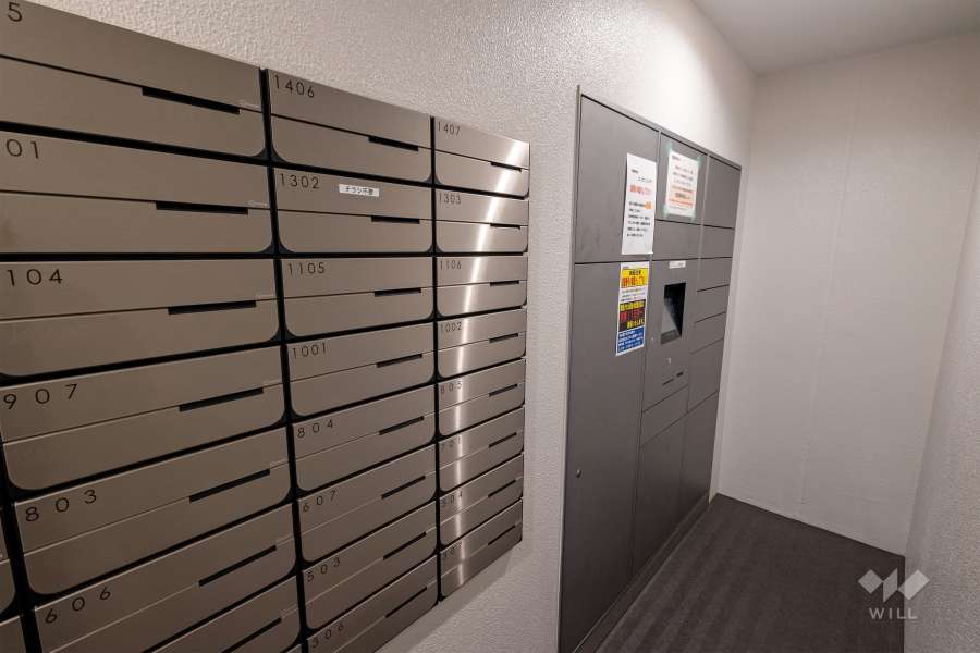 宅配ボックスと共用ポスト