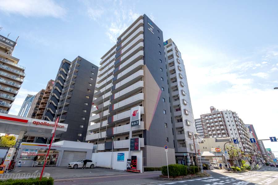 アドバンス難波ラシュレの外観（北西側から）