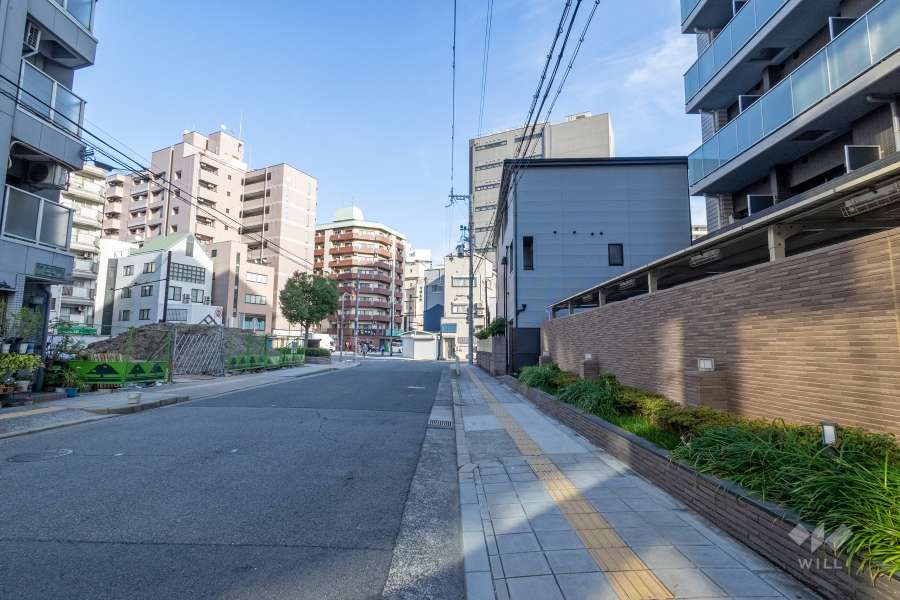 敷地北側の前面道路　