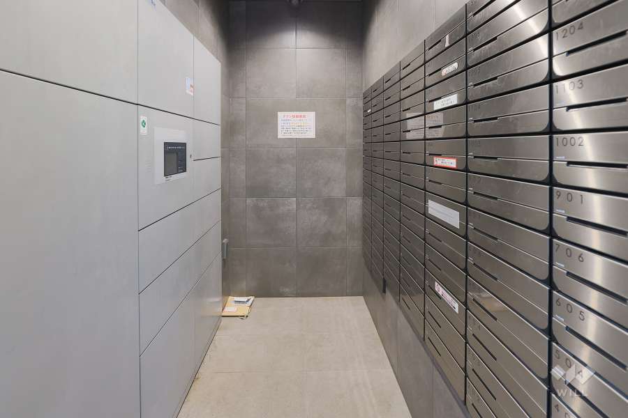 宅配ボックスと共用ポスト