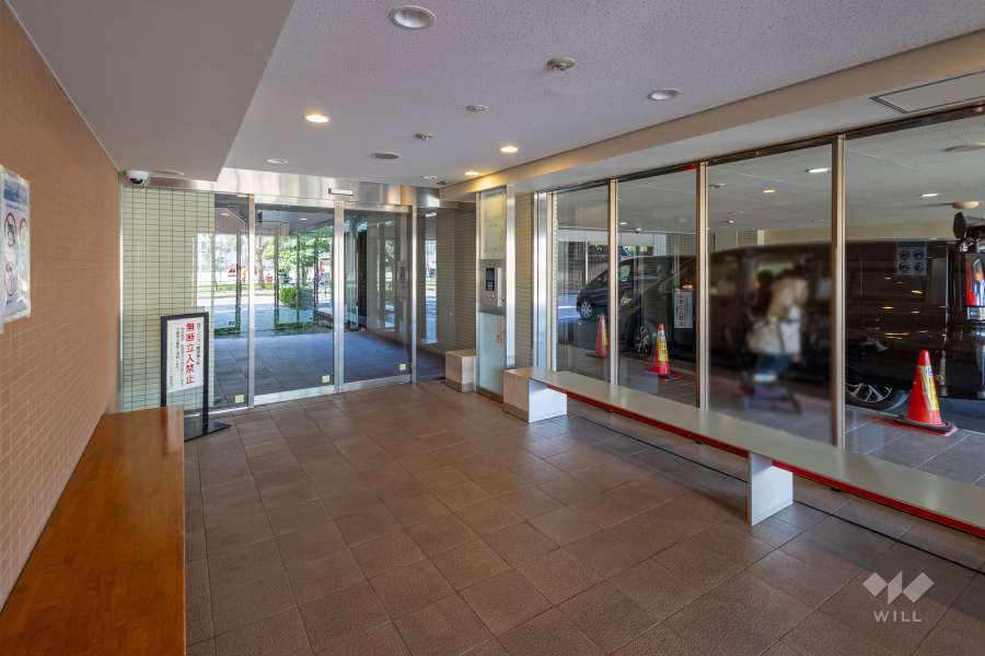 エントランスホール