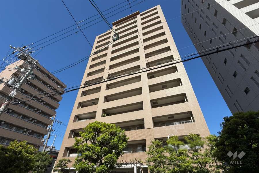 ステイツアクス関目の外観（南東側から）