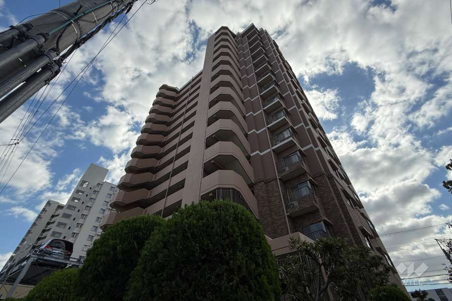 ファミール京橋アクアウィズの外観（北西側から）