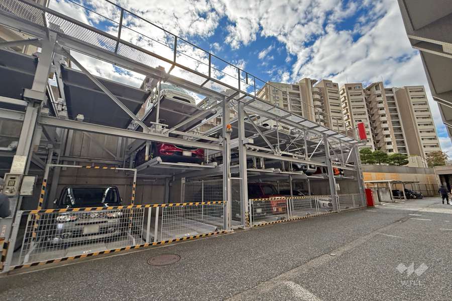 敷地内駐車場（屋外機械式）