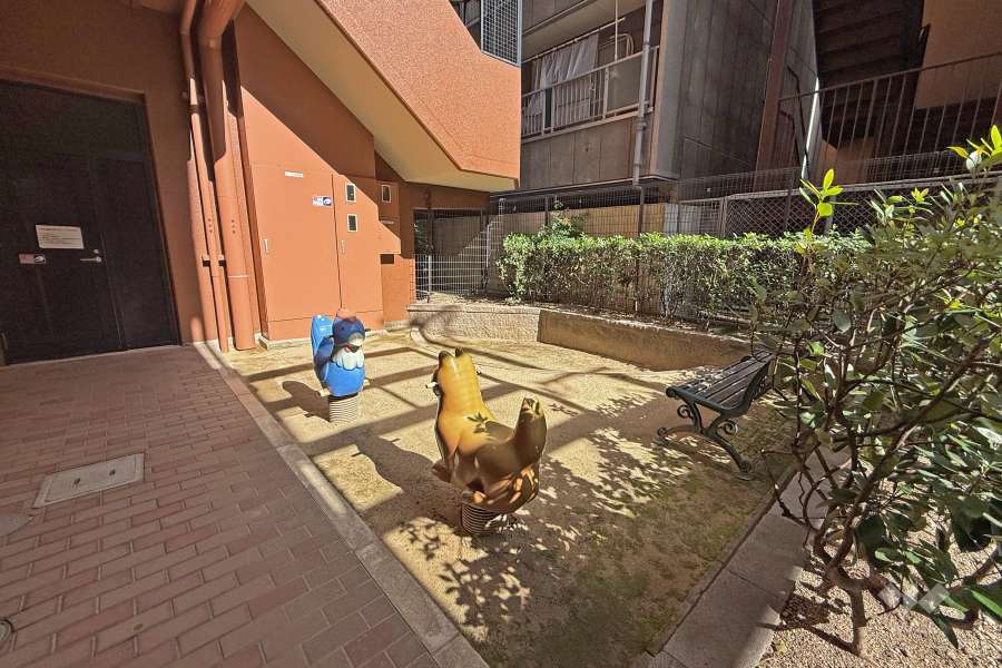 敷地内のプレイロット