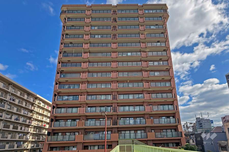 ファミール深江橋デュオの外観(西側から)