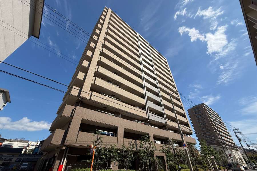 コスモシティガーデンズ城東の外観（南西側から）