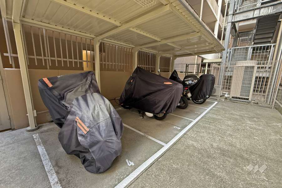 バイク置場