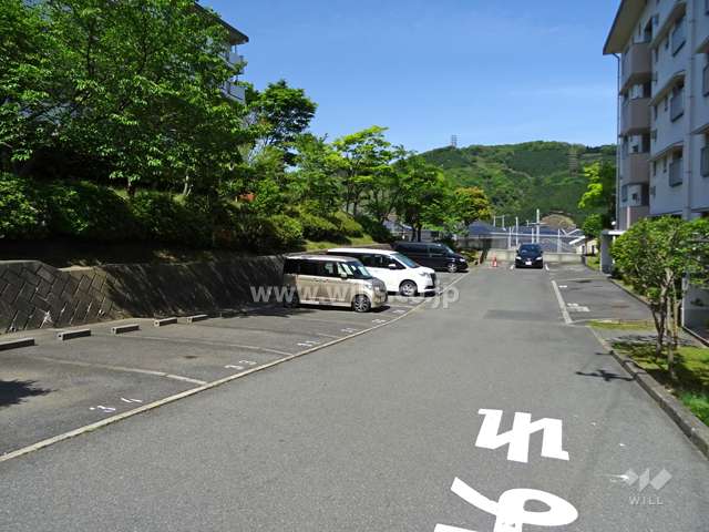 敷地内駐車場（屋外平面式）