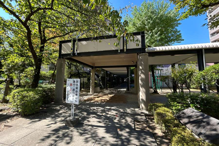 エントランスアプローチ