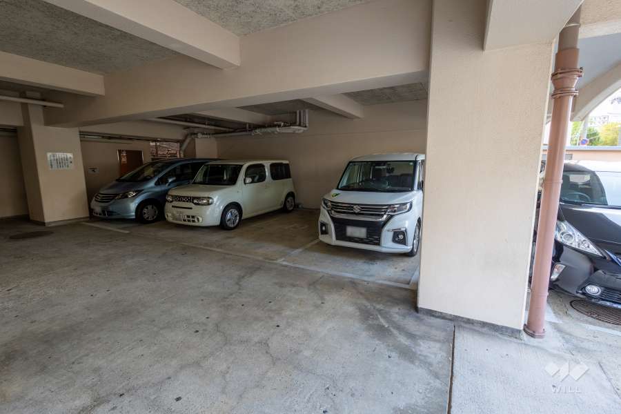 敷地内駐車場（屋内平面式）