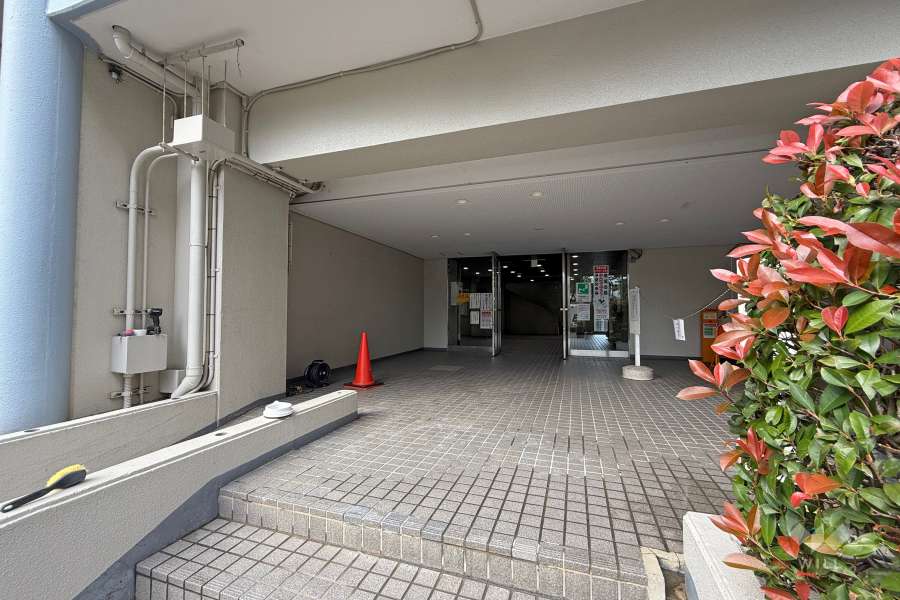 エントランスアプローチ