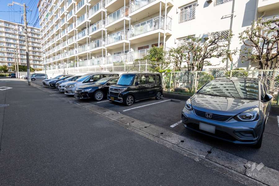 敷地内駐車場（屋外平面式）