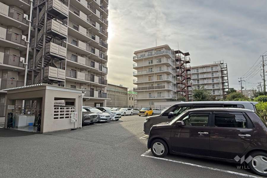 敷地内駐車場（屋外平面式）