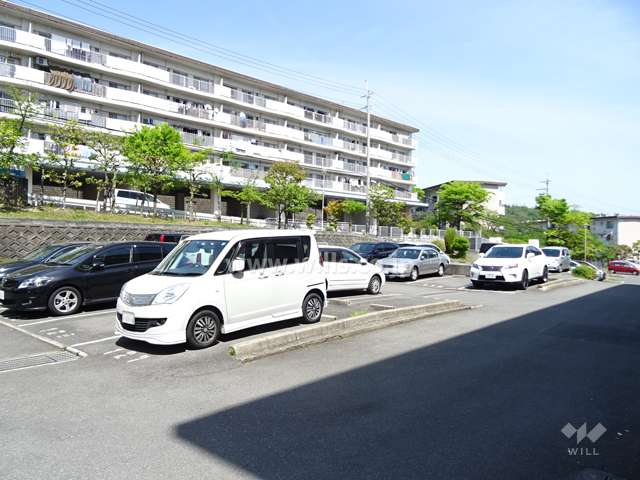 敷地内駐車場（屋外平面式）