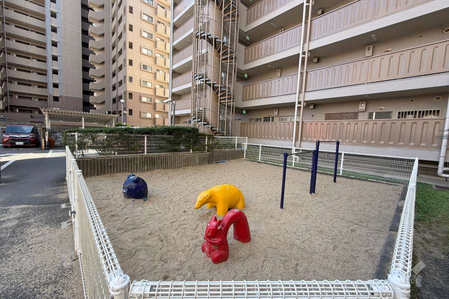 敷地に隣接する公園