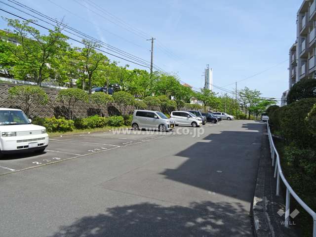 敷地内駐車場（屋外平面式）