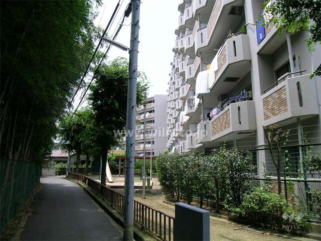 敷地の南東側