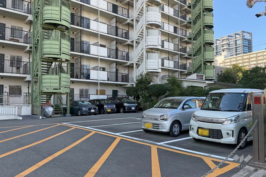 敷地内駐車場(屋外平面式)