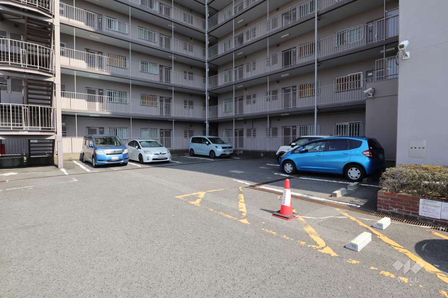 敷地内駐車場（屋外平面式）　
