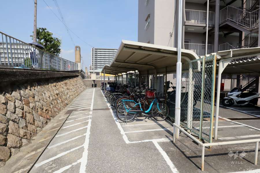 駐輪場　