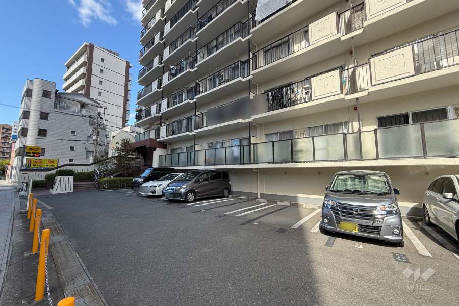 敷地内駐車場(屋外平面式)