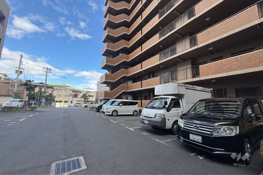 敷地内駐車場(屋外平面式)