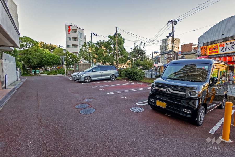 敷地内駐車場（屋外平面式）