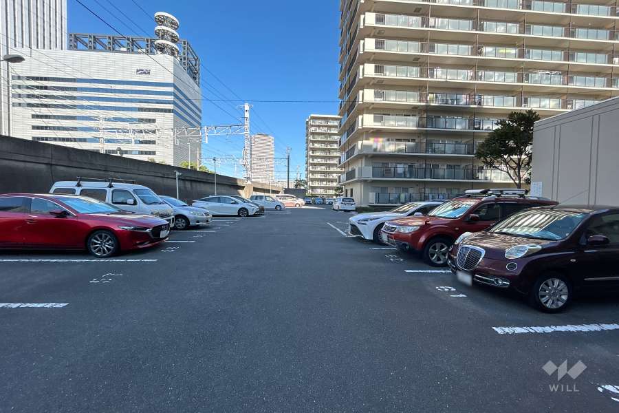 敷地内駐車場（屋外平面式）　