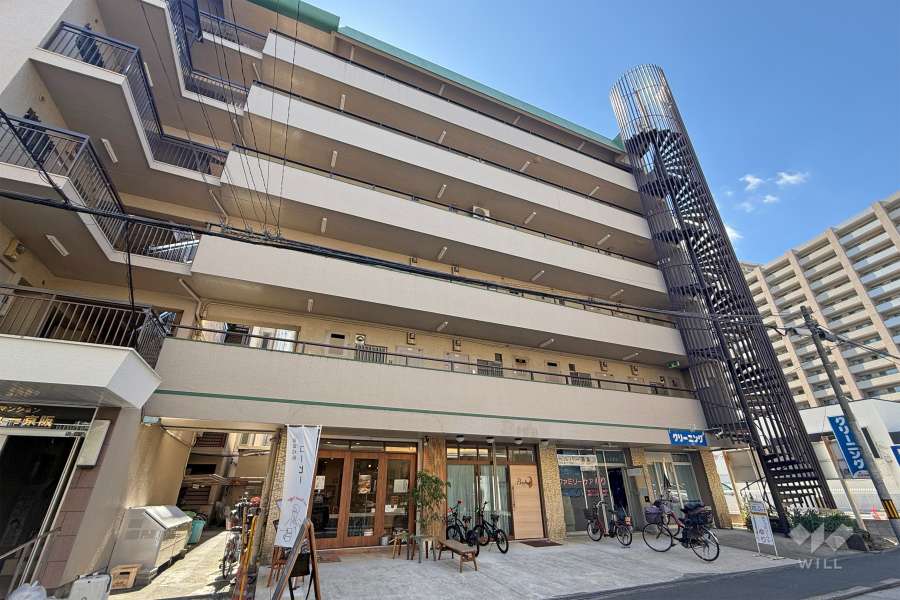 ニュー京阪マンションの外観（北東側から）　