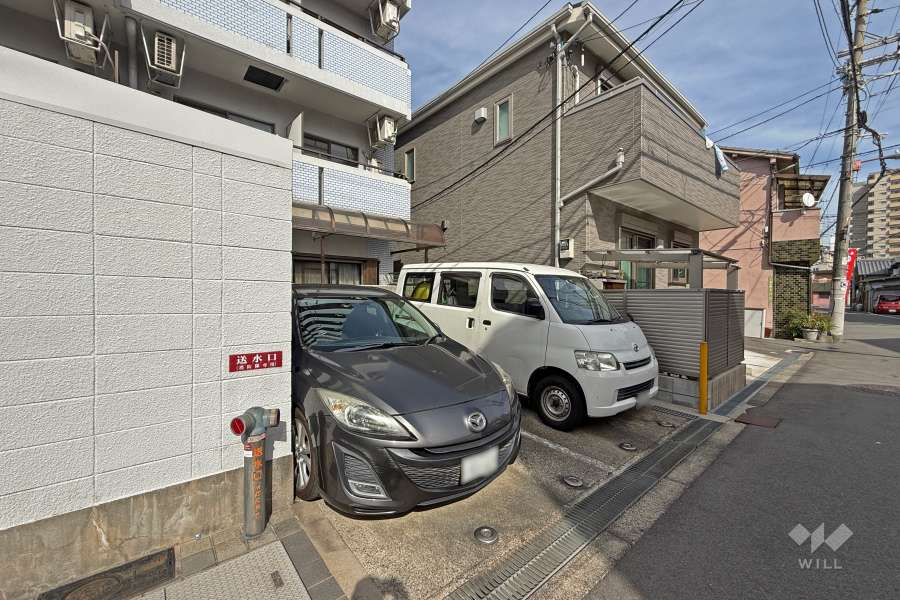 敷地内駐車場（屋外平面式）