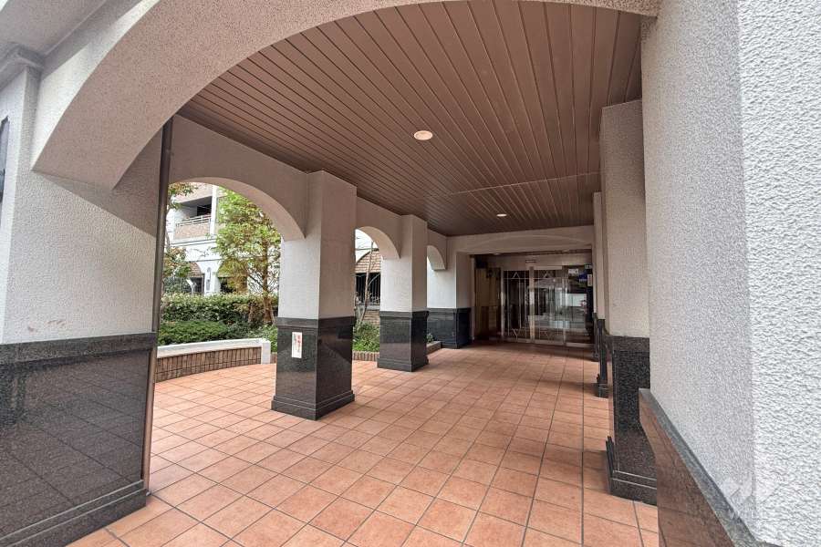 エントランスアプローチ