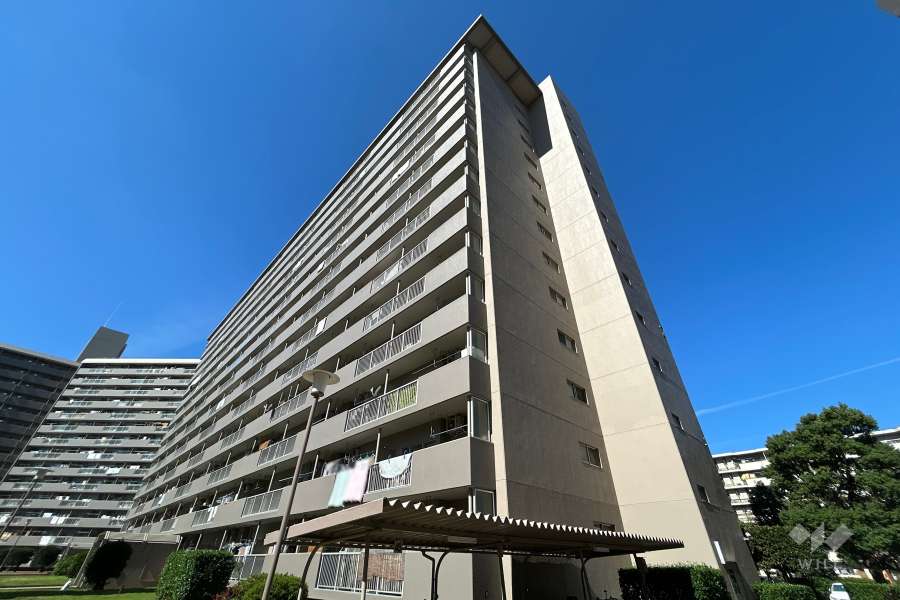 鴫野コーポ2号棟の外観（南東側から）