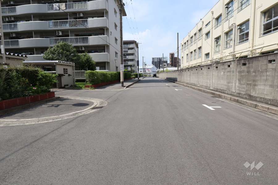 敷地内駐車場（屋外平面式）（敷地東側）
