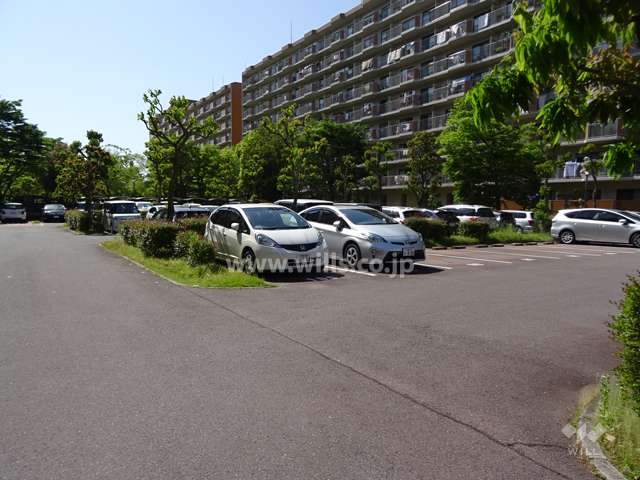 敷地内駐車場（屋外平面式）
