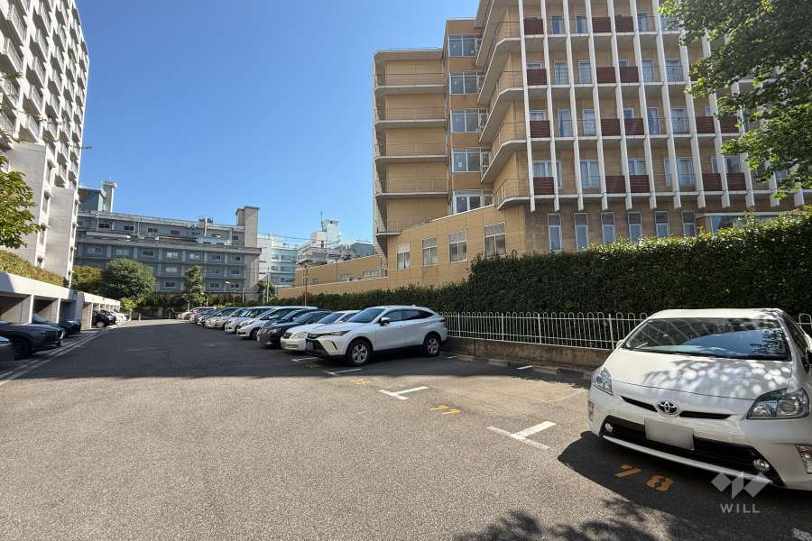 敷地内駐車場(屋外平面式)