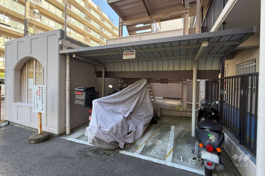 バイク置場