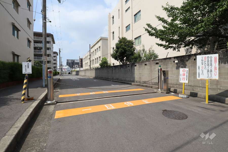 敷地の出入口