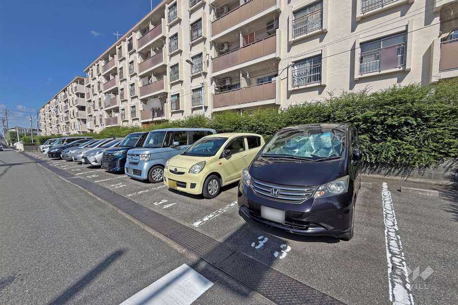 敷地内駐車場(屋外平面式)