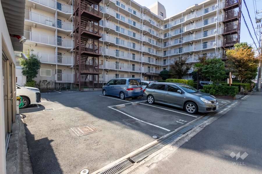 敷地内駐車場（屋外平面式）