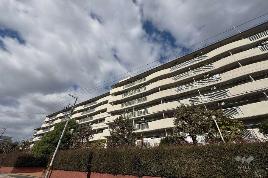 京橋南コーポ1号棟の外観（南東側から）