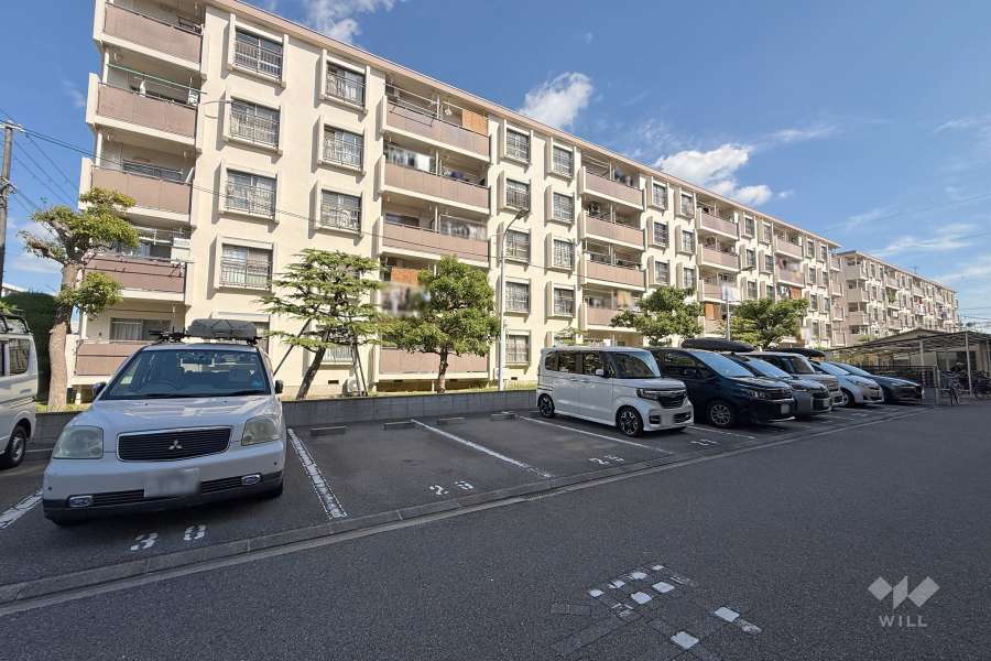 敷地内駐車場(屋外平面式)