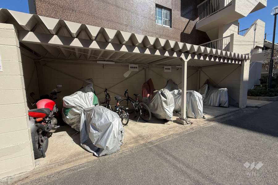 バイク置場