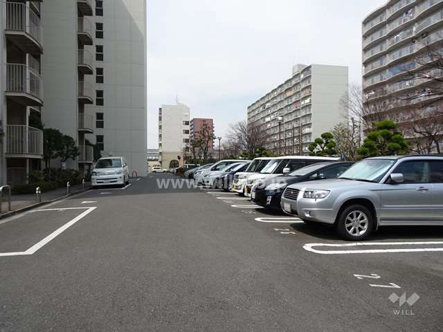 敷地内駐車場（屋外平面式）
