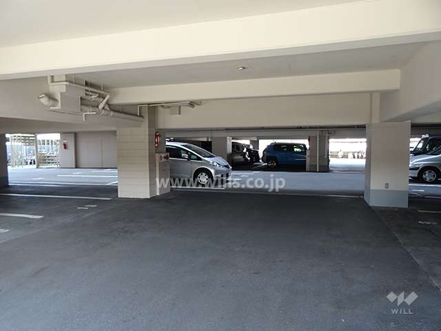 敷地内駐車場（屋内平面式）
