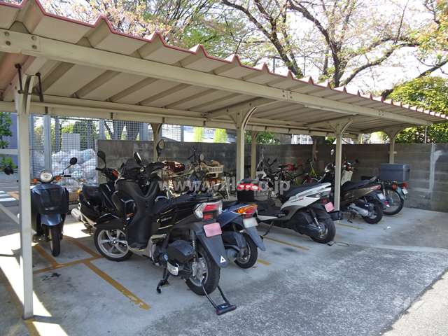 バイク置場