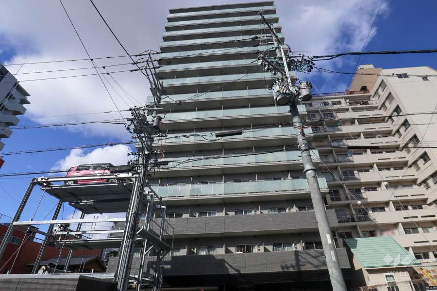 エスリード栄ラ・ヴィの外観（南側から）