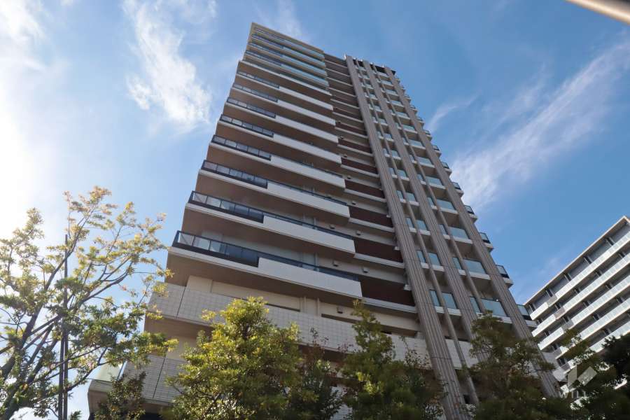 晴海フラッグシービレッジE棟の外観(北東側から)