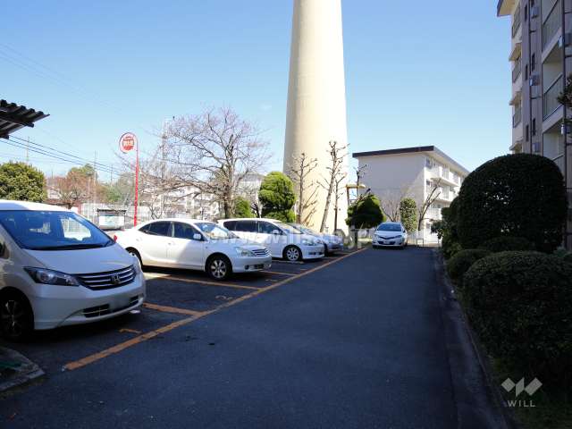 敷地内駐車場（屋外平面式）