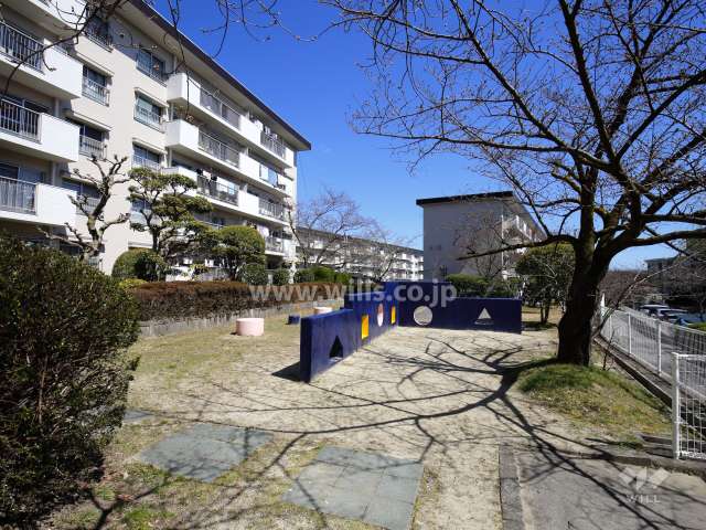 A28棟の南側にある公園